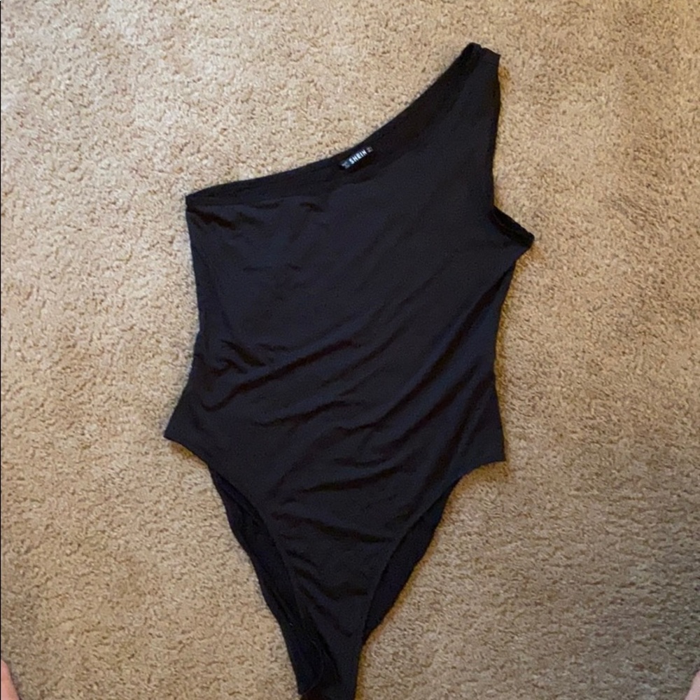 Black one shoulder bodysuit